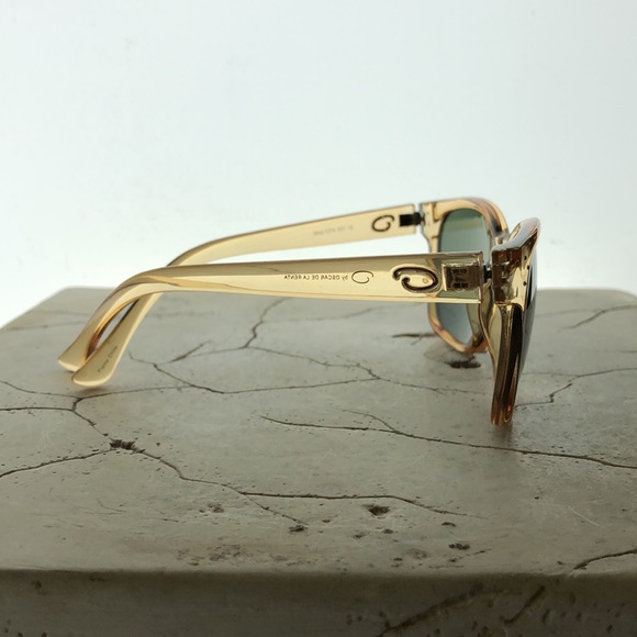 Oscar DeLa Renta Clear Yellow Frame Medium Arm Green Tint - Picture 6 of 7